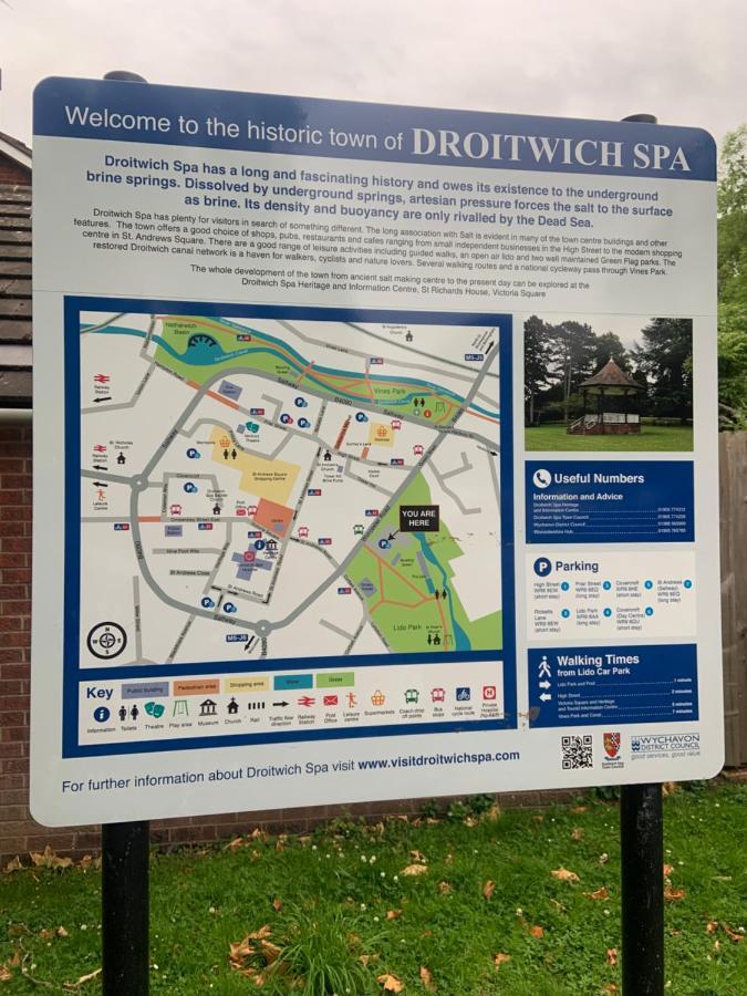 Enjoy Your Stay At Chorley Road Droitwich Kültér fotó
